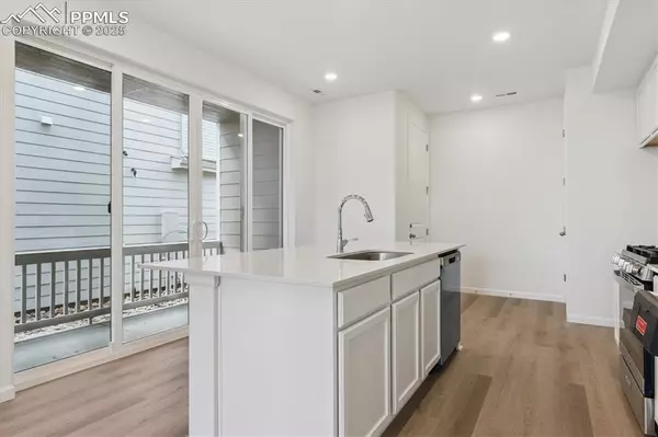 Colorado Springs, CO 80915,2441 Vanhoutte VW