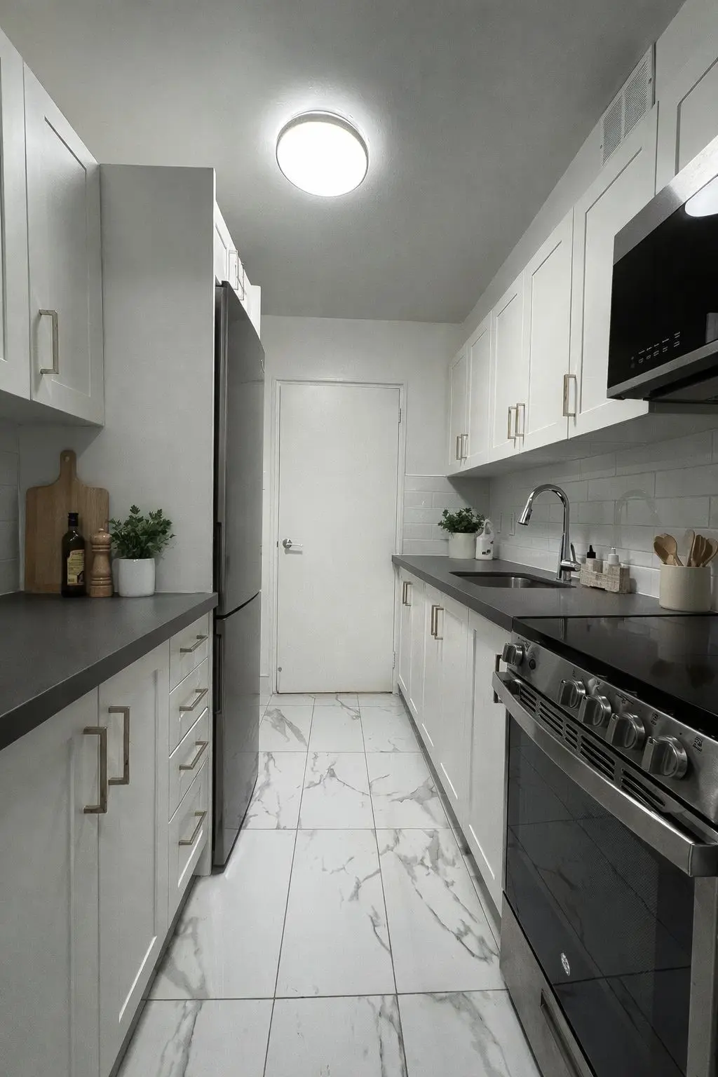 Toronto C02, ON M5R 2M5,177 St. George ST #307