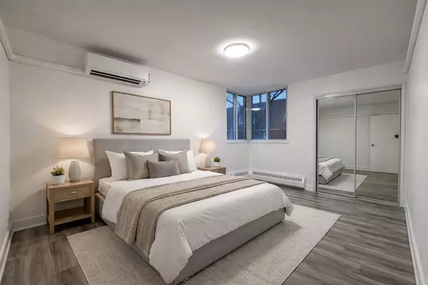 Toronto C02, ON M5R 2M5,177 St. George ST #307