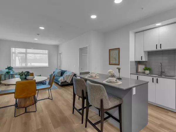 Langford, BC V9B 7A6,2390 City Gate Blvd #120