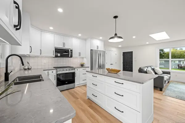 Campbell River, BC V9W 6S5,451 McPhedran Rd S