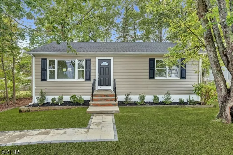 1195 Windlass Dr, Stafford Twp., NJ 08050