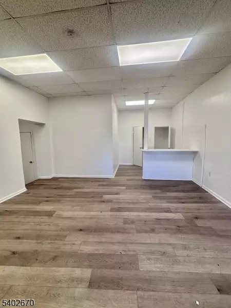 402 Hawthorne Ave, Newark City, NJ 07112