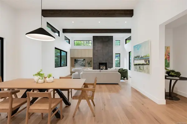 Victoria, BC V8S 1T3,1542 Despard Ave