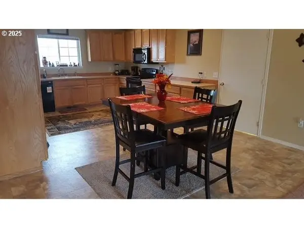 La Grande, OR 97850,510 20TH ST