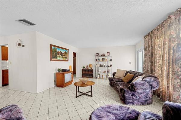 Tamarac, FL 33321,8604 NW 57th Ct