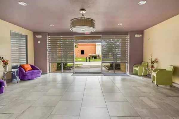 Carrollton, TX 75006,1100 W Trinity Mills Road #2001