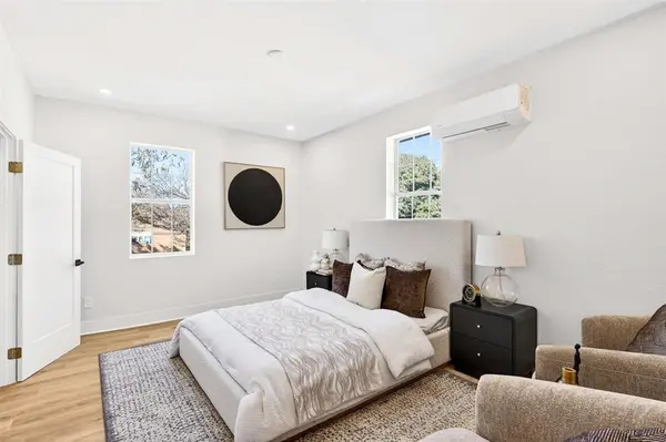 Dallas, TX 75208,435 W 9th Street