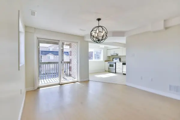 Barrie, ON L4N 6K4,87 Goodwin DR #2