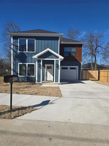 102 Jarrett Street, Waxahachie, TX 75165