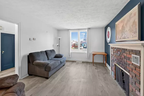 Midland, ON L4R 3C9,344 MANLY ST