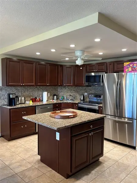 2455 NE 51st St #207, Fort Lauderdale, FL 33308