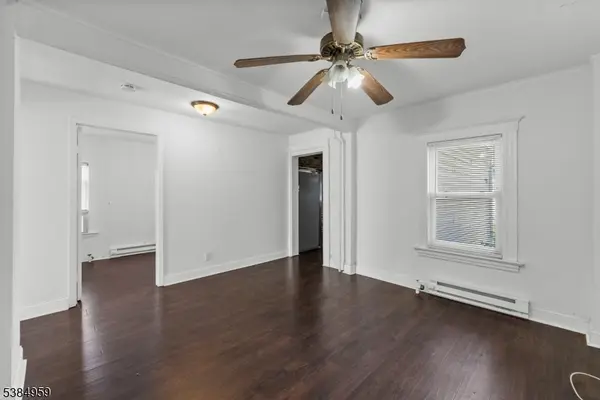 Lyndhurst Twp., NJ 07071,611 New York Ave