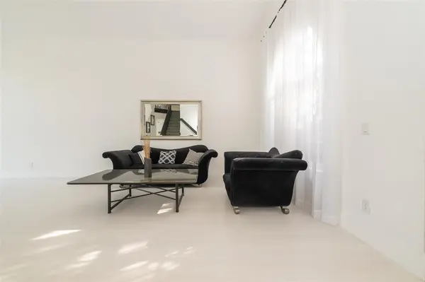 Doral, FL 33178,10965 NW 59th St