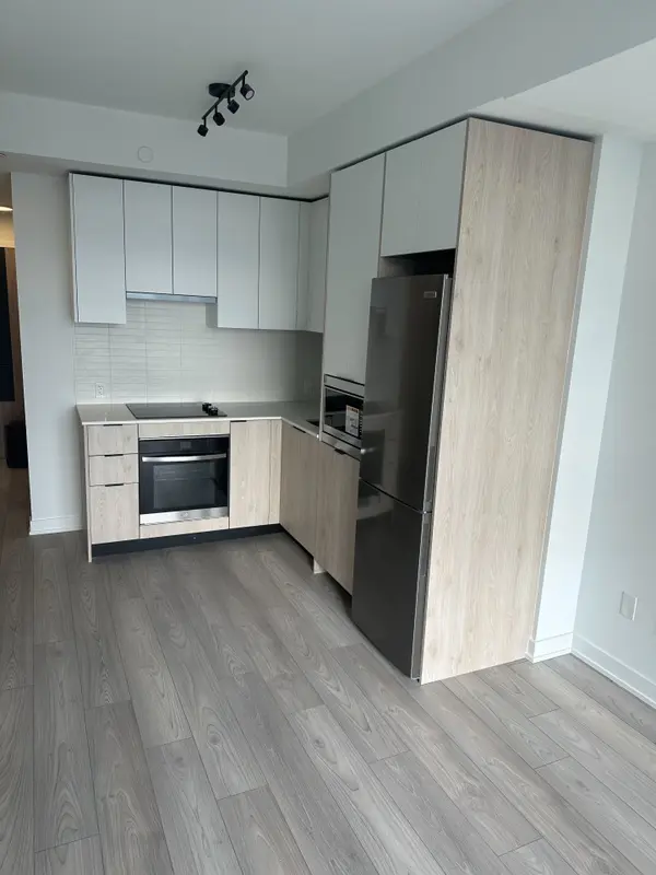 1007 The Queensway N/A #1019, Toronto W08, ON M8Z 0H4