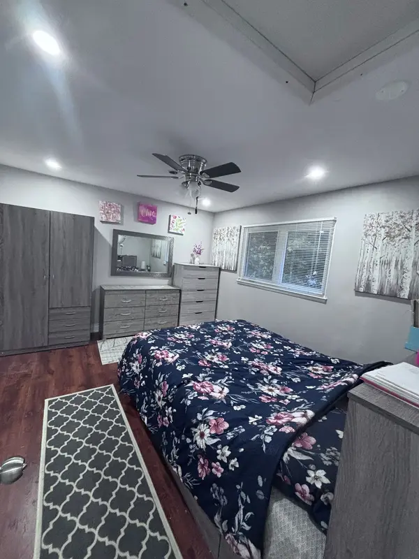 18 Staveley CRES #Room 1, Brampton, ON L6W 2R9