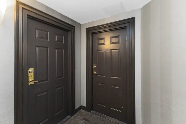 London East, ON N6A 5X4,675 RICHMOND ST #1202