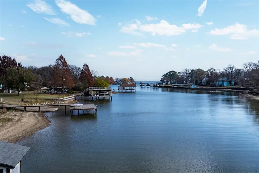 1320 Villa Bay Drive, Tool, TX 75143