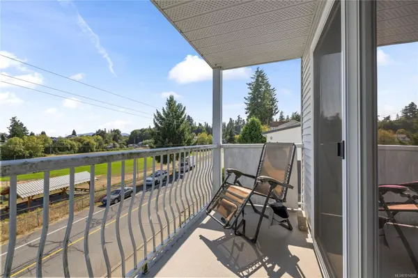 Chemainus, BC V0R 1K1,9942 Daniel St #309