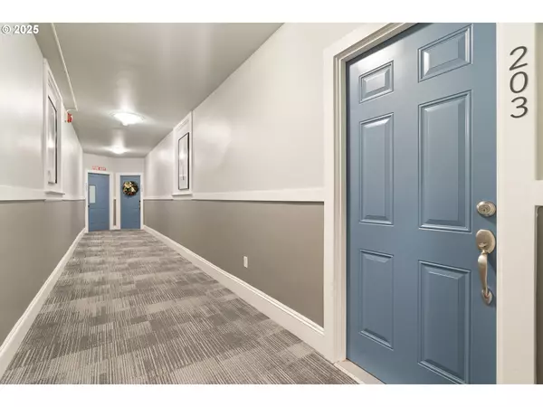 Portland, OR 97201,1104 SW COLUMBIA ST #203