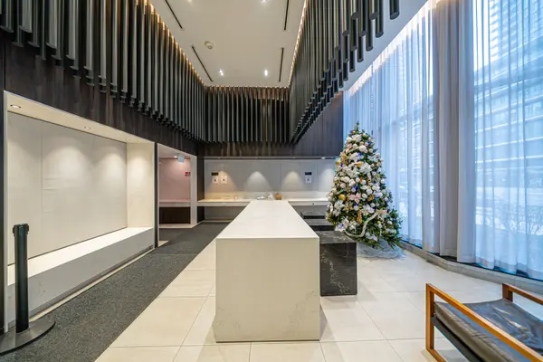 Mississauga, ON L5B 0L4,4065 CONFEDERATION Pkwy #403