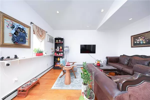 Brooklyn, NY 11228,1379 70th ST #3B