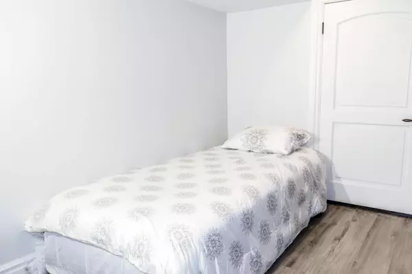 Toronto C01, ON M6J 2G6,222 Markham ST #Bsmt