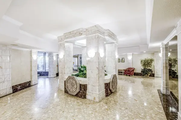 Toronto E08, ON M1E 5B5,10 Guildwood Pkwy #532