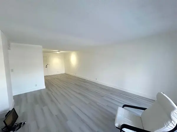 Pompano Beach, FL 33062,405 N OCEAN BL #527