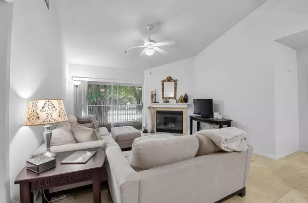 Boca Raton, FL 33496,3237 Clint Moore Rd #206