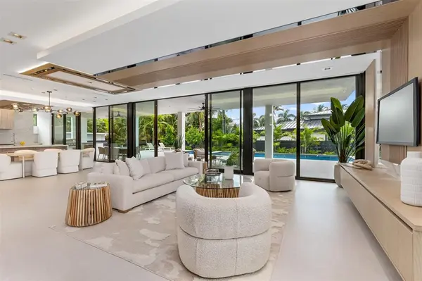 Fort Lauderdale, FL 33316,1626 E Lake Dr