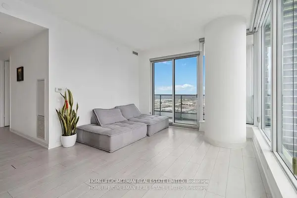 Vaughan, ON L4K 0J5,5 Buttermill AVE #4502