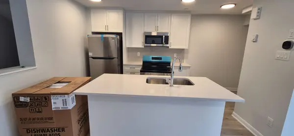 Barrhaven, ON K2J 7N7,401 Glenroy Gilbert DR #9