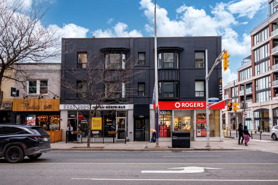 1989 Yonge ST #Ph303, Toronto C10, ON M4S 1Z8