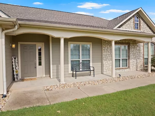 Pittsburg, TX 75686,299 Private Road 54166