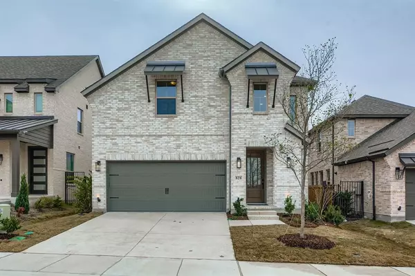 828 Trailing Vine Road, Lavon, TX 75166