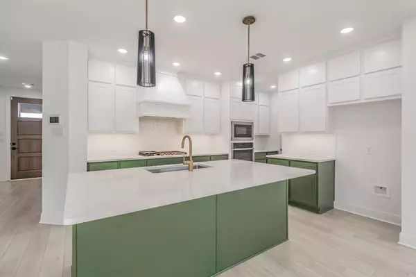 Fort Worth, TX 76008,13361 Hedgebrook Place