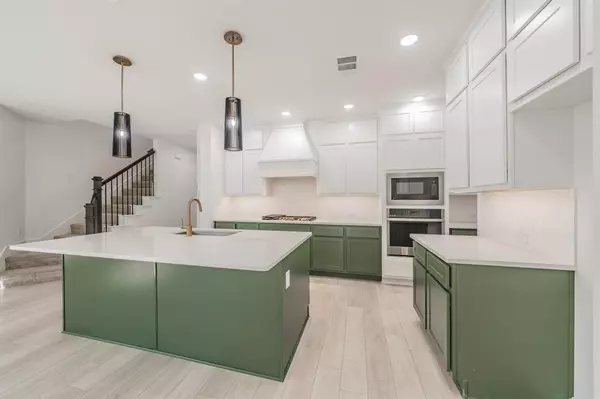 Fort Worth, TX 76008,13361 Hedgebrook Place