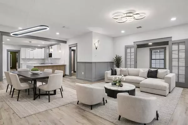 810 S Montclair Avenue, Dallas, TX 75208