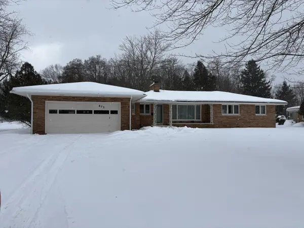 873 Hendrick RD, Norton Shores, MI 49441