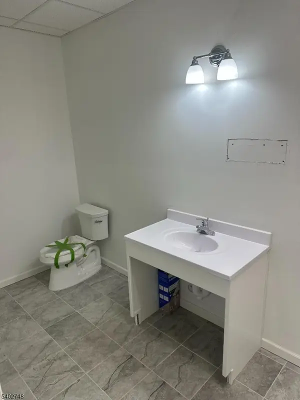 Irvington Twp., NJ 07111,1137 Stuyvesant Ave