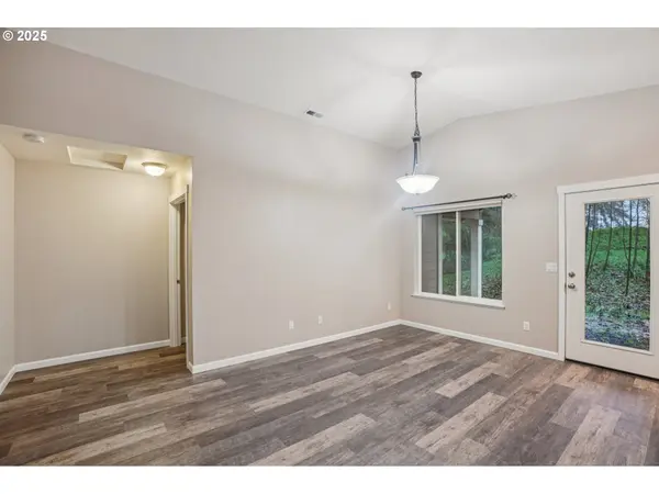 Longview, WA 98632,351 STELLA RD