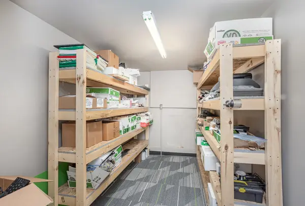 Alma, MI 48801,128 W Superior ST