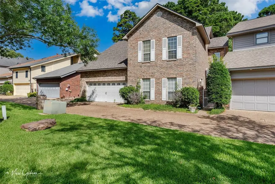 5713 S Lakeshore Drive, Shreveport, LA 71119