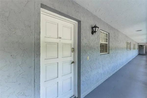 Hollywood, FL 33024,7556 Stirling Rd #222