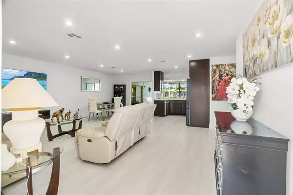 Miramar, FL 33023,6613 Dahlia Dr