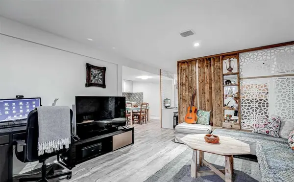 Mississauga, ON L4Z 4A5,5481 Wilderness TRL #Basement