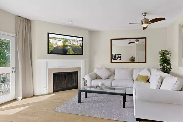 Dallas, TX 75254,14277 Preston Road #923