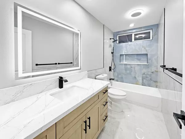 Pahoa, HI 96778,16-2148 COCONUT DR