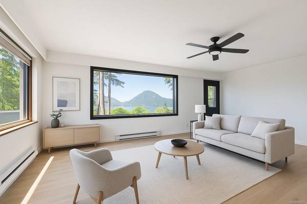 251 Campbell St, Tofino, BC V0R 2Z0